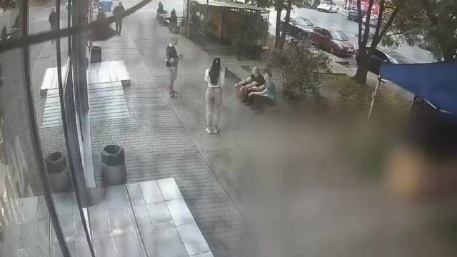 热浪席卷23记三分刷新队史，绿军爆冷一触即发，比分战至1-1平局